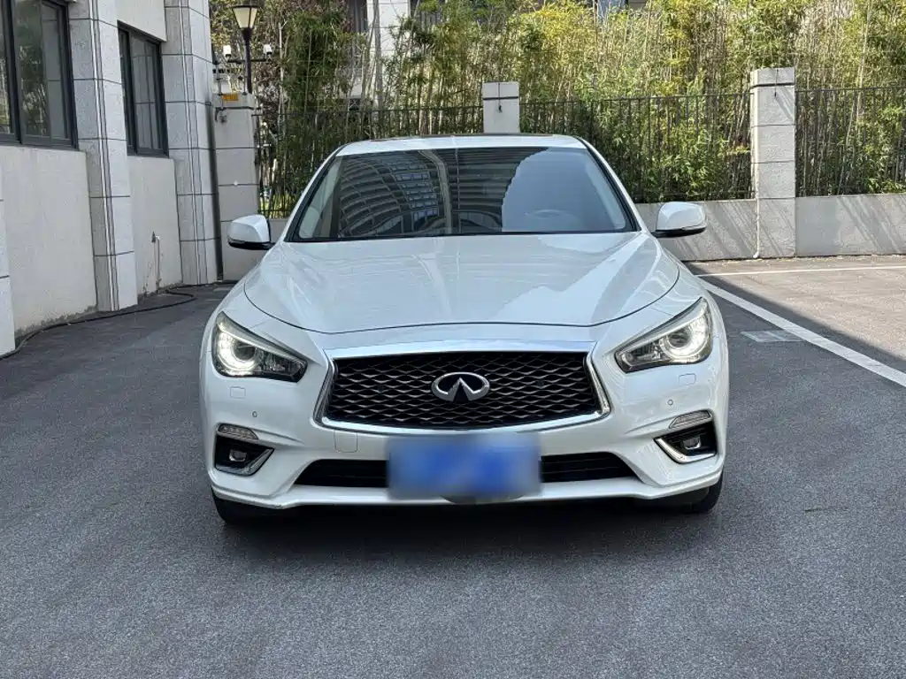Infiniti Q50L 2019 — фото 15