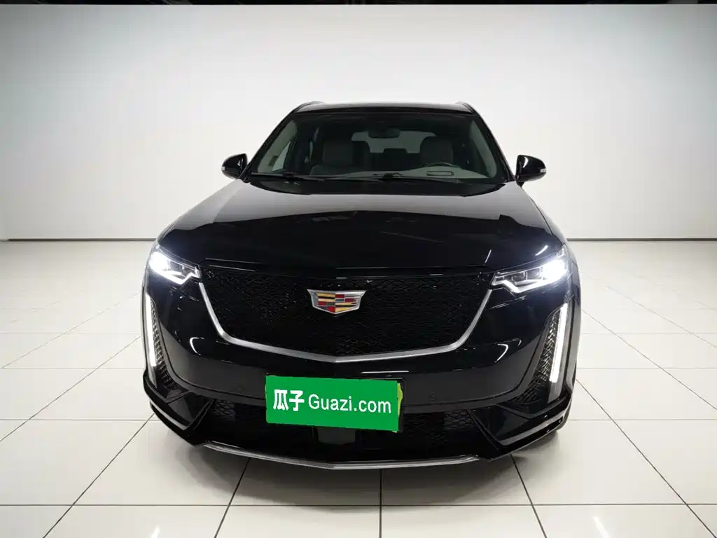 Cadillac XT6 2023 — фото 3