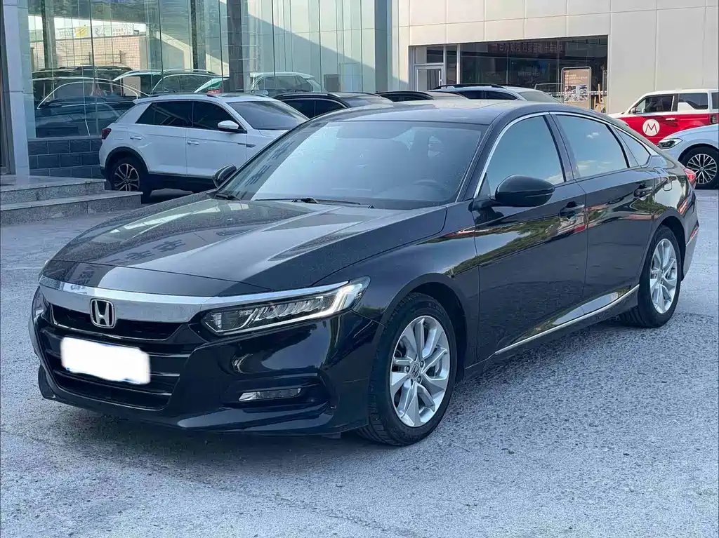 Honda Accord 2021 — фото 1