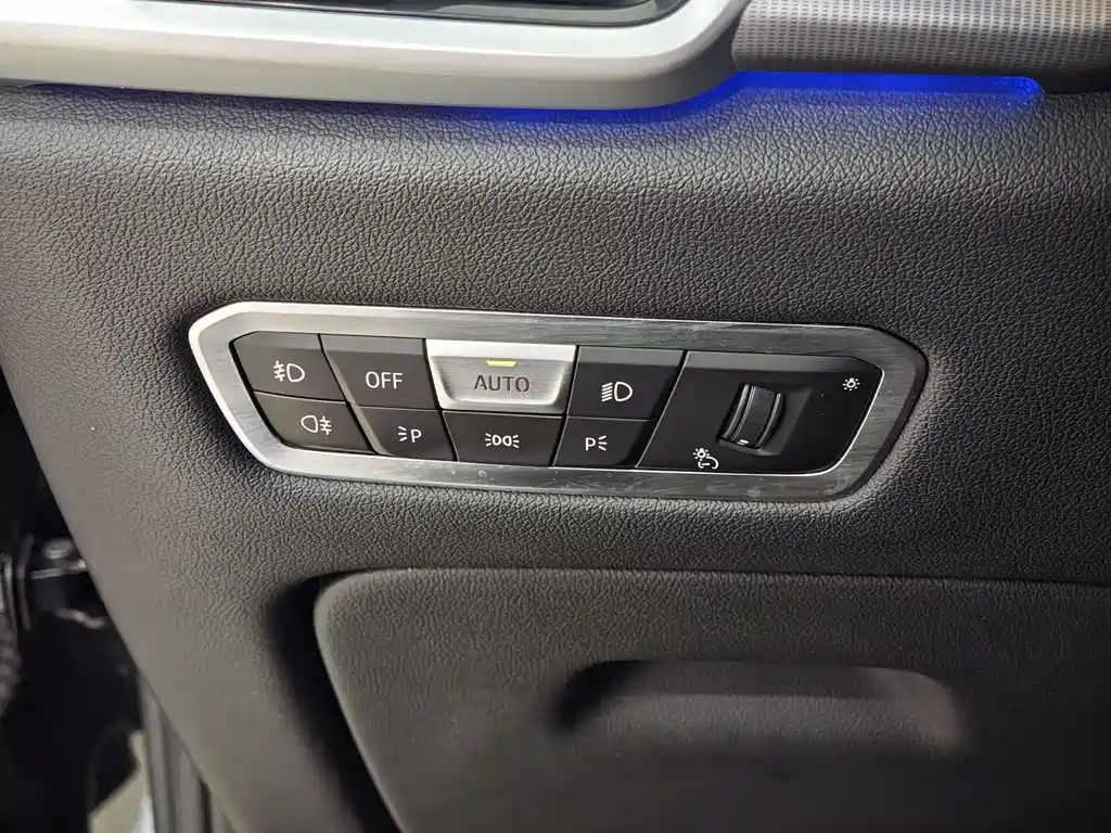 BMW X6 2021 — фото 19