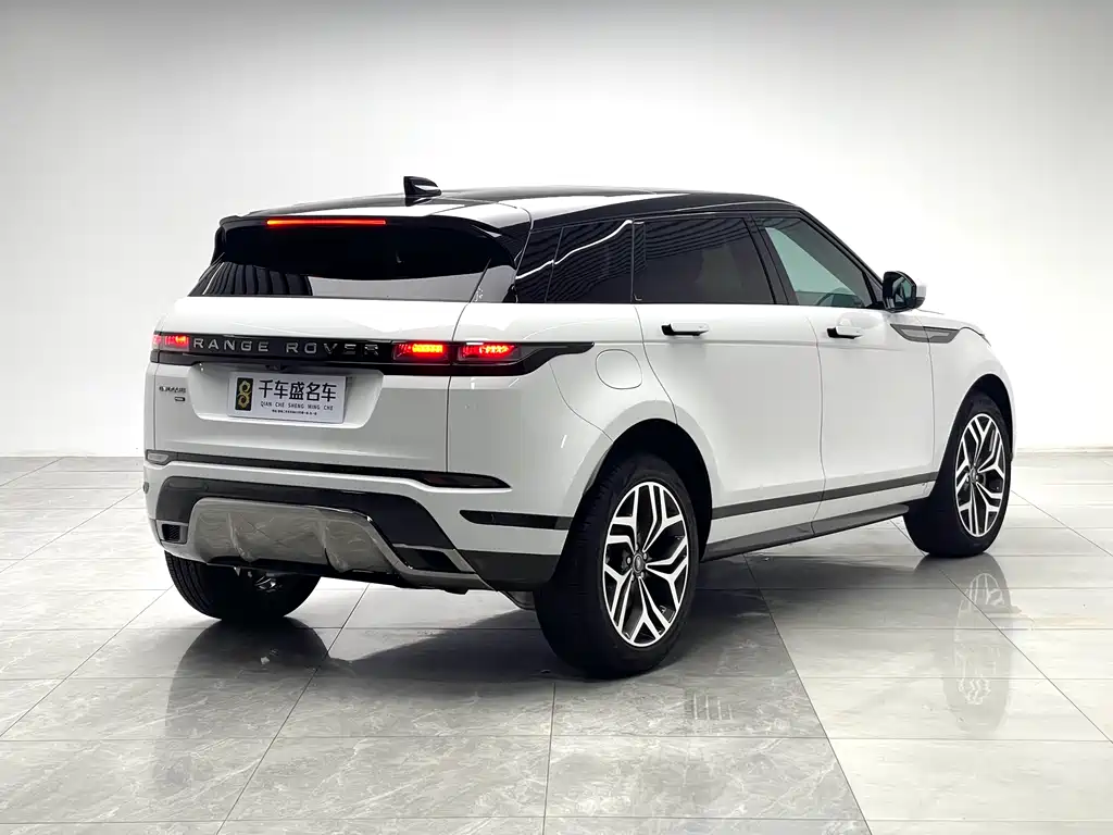 Land Rover Evoque 2024 — фото 6