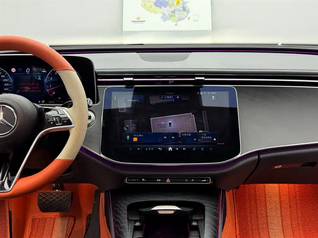 Mercedes-Benz E-Class 2025 — фото 12