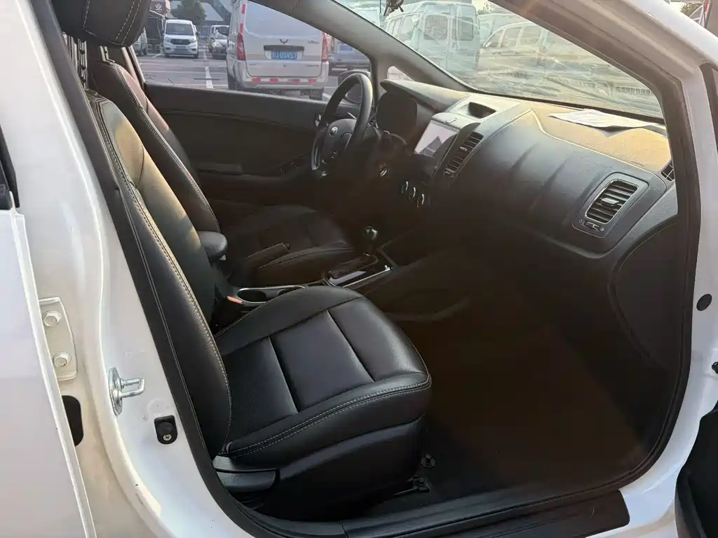 Kia K3 2017