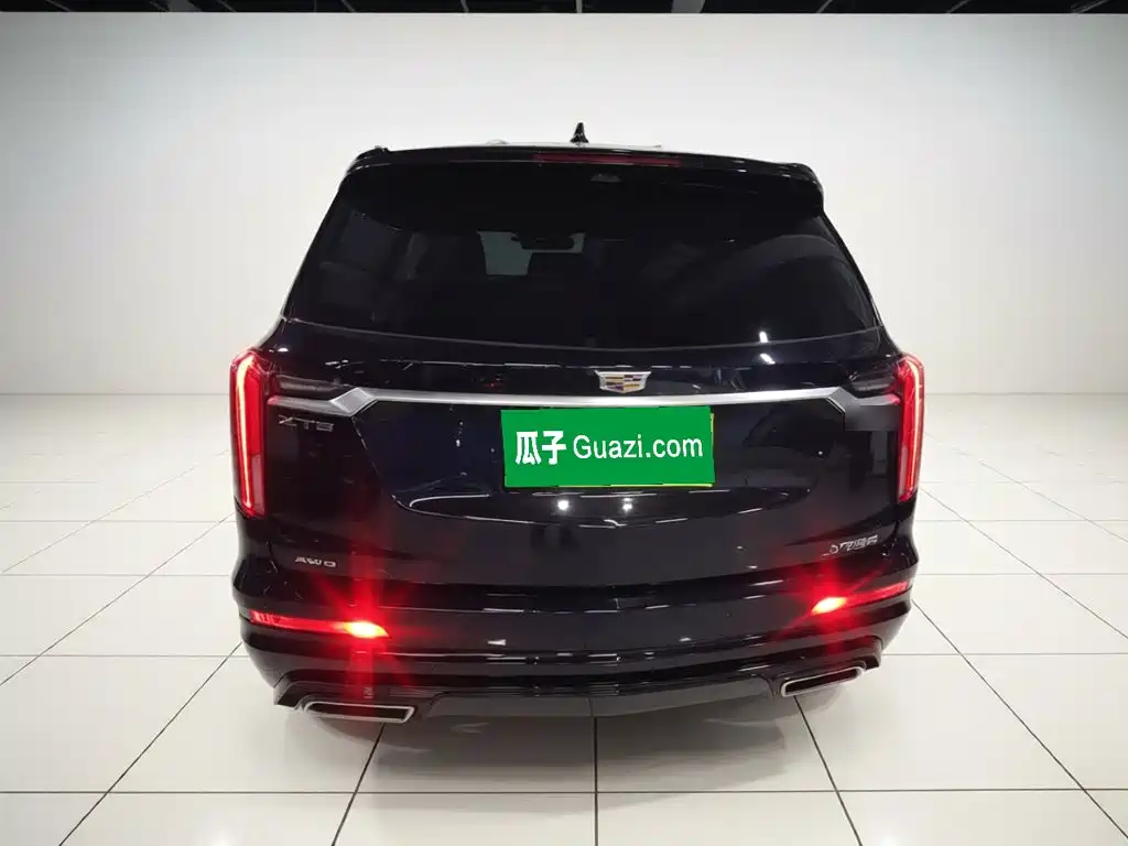 Cadillac XT6 2023 — фото 6