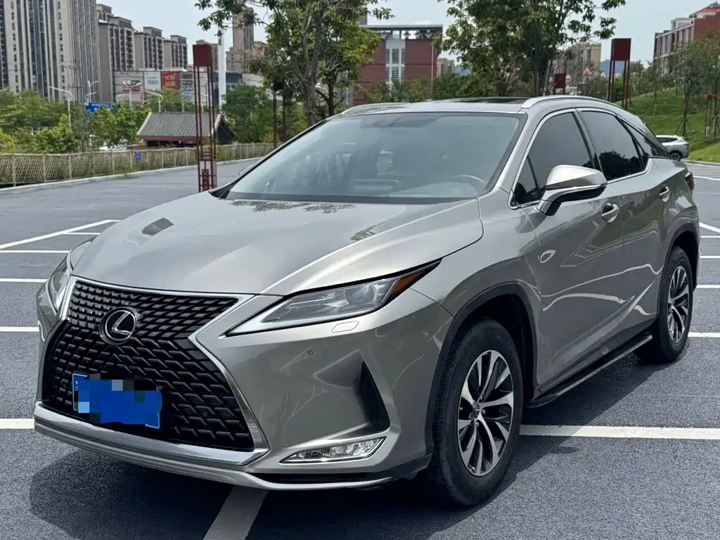 Lexus RX 2022