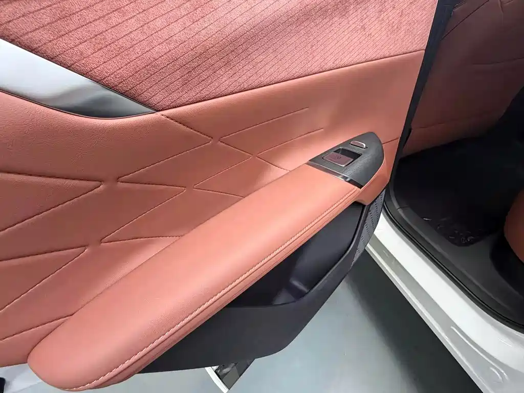 Changan CS75 PLUS 2025 — фото 9