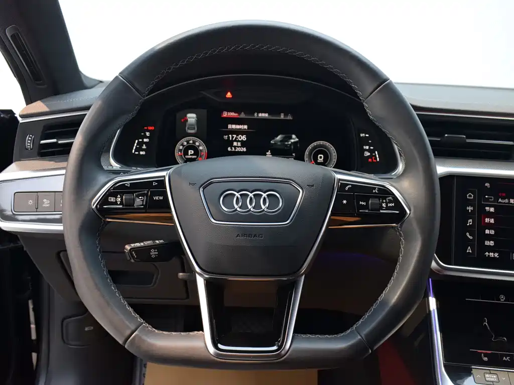 Audi A7L 2024 — фото 12