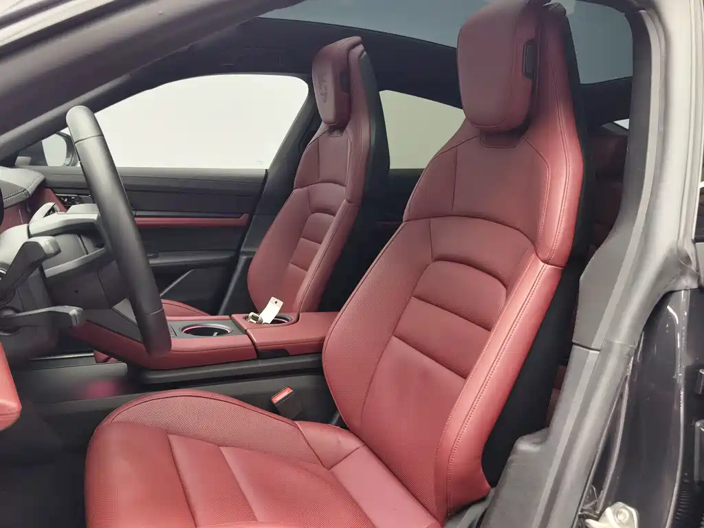Porsche Taycan 2020 — фото 10