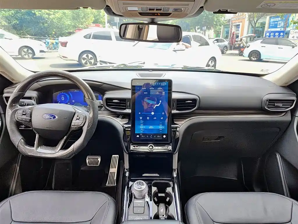 Ford Explorer 2021 — фото 10