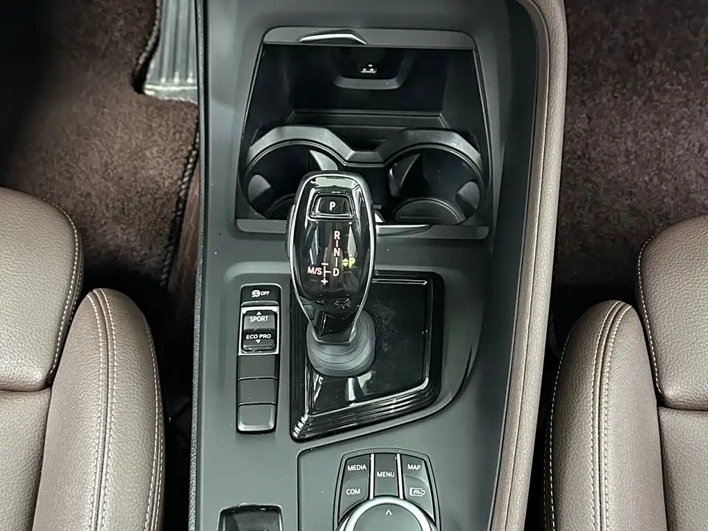 BMW X1 2021 — фото 17