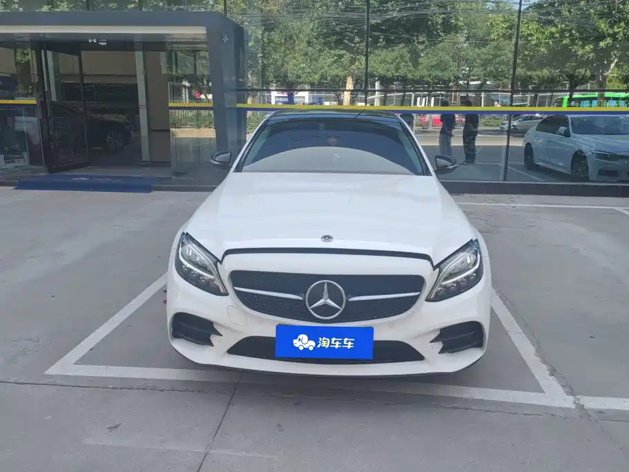 Mercedes-Benz C-Class 2021