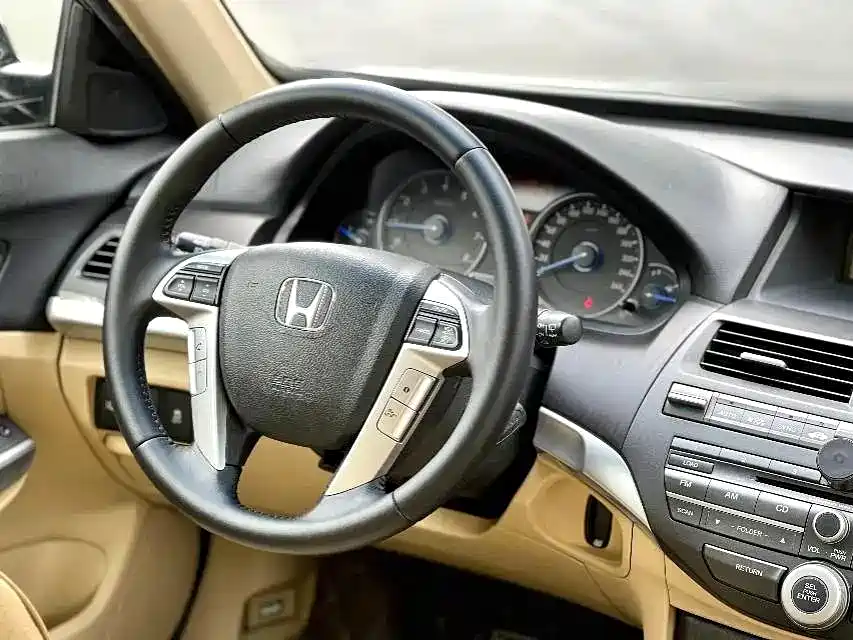 Honda Crosstour 2013 — фото 3