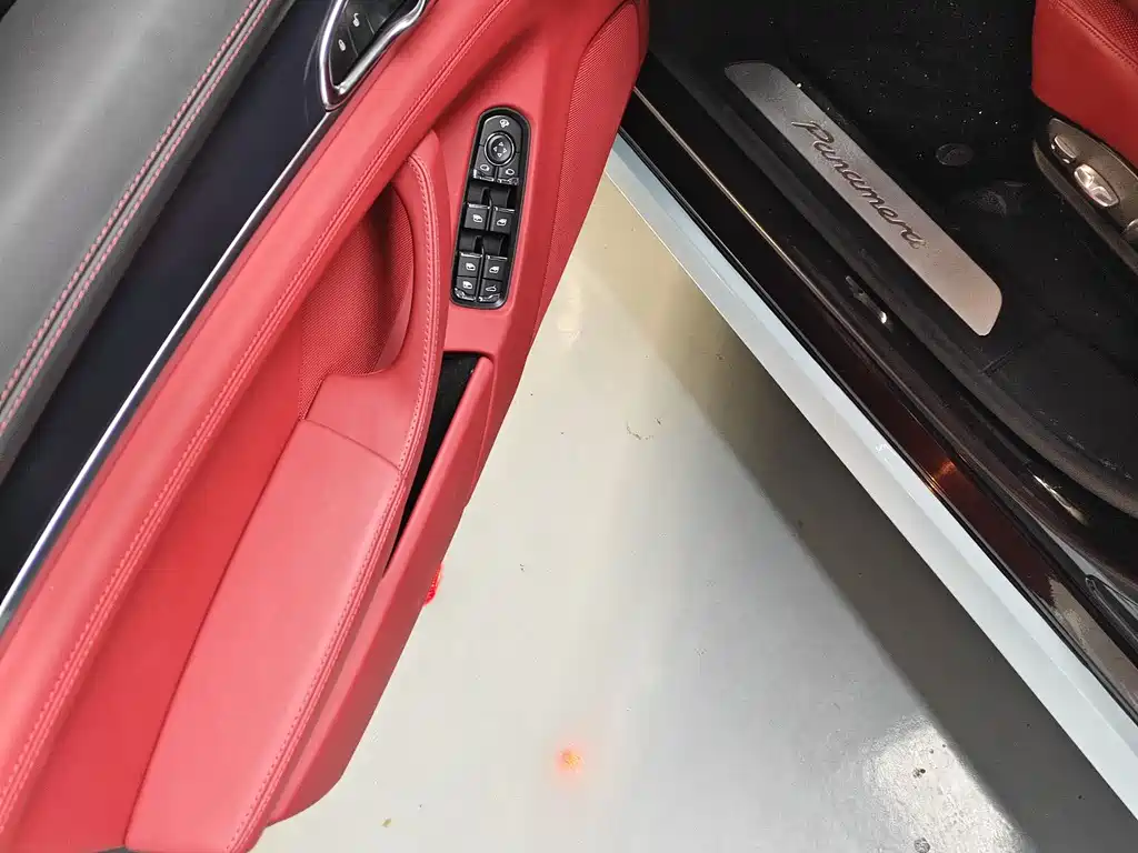 Porsche Panamera 2013