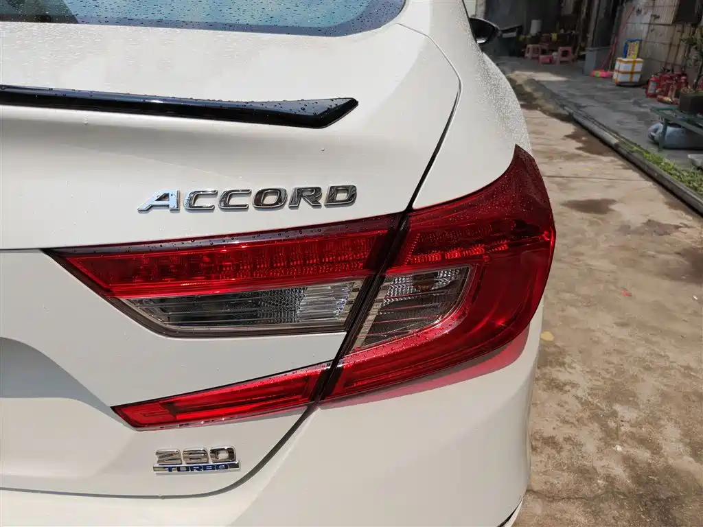 Honda Accord 2021 — фото 8