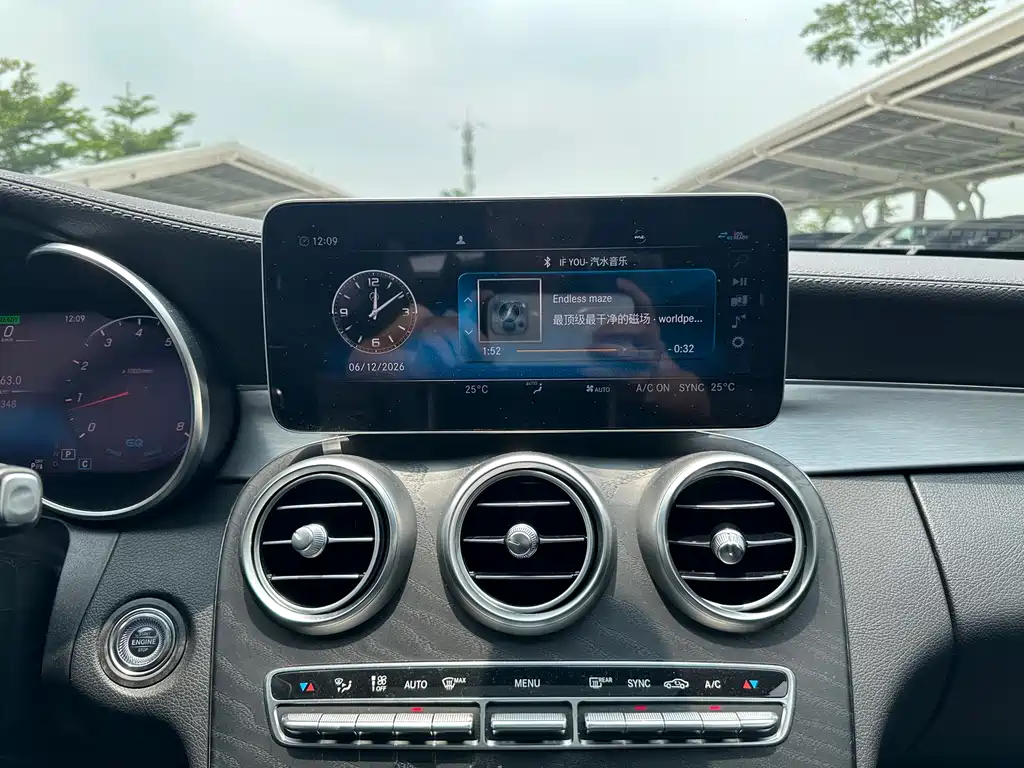 Mercedes-Benz C-Class 2019 — фото 17