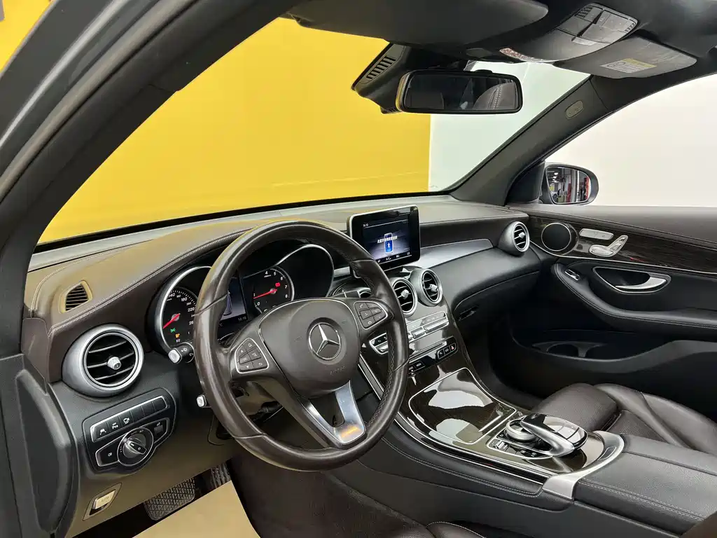Mercedes-Benz GLC 2018