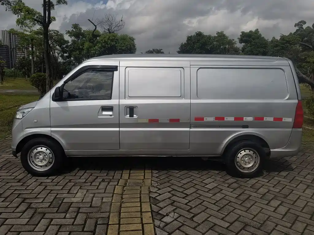 Wuling EV50 2022