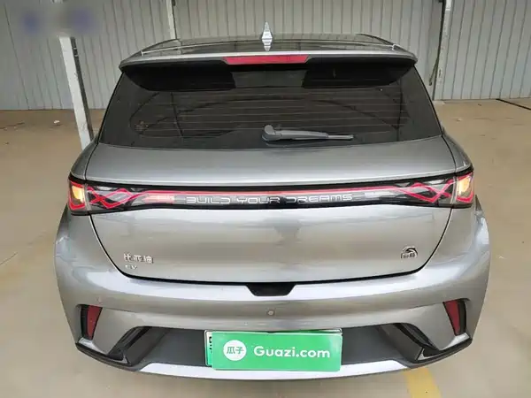 BYD Dolphin 2023