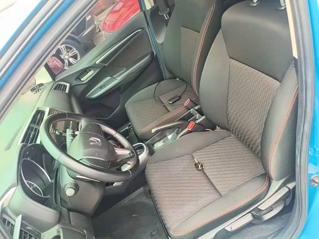 Honda Fit 2018 — фото 15
