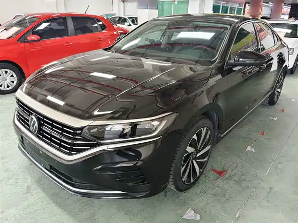 Volkswagen Passat 2023