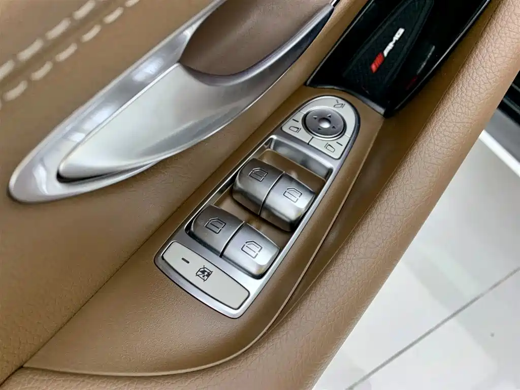Mercedes-Benz E-Class 2023 — фото 25
