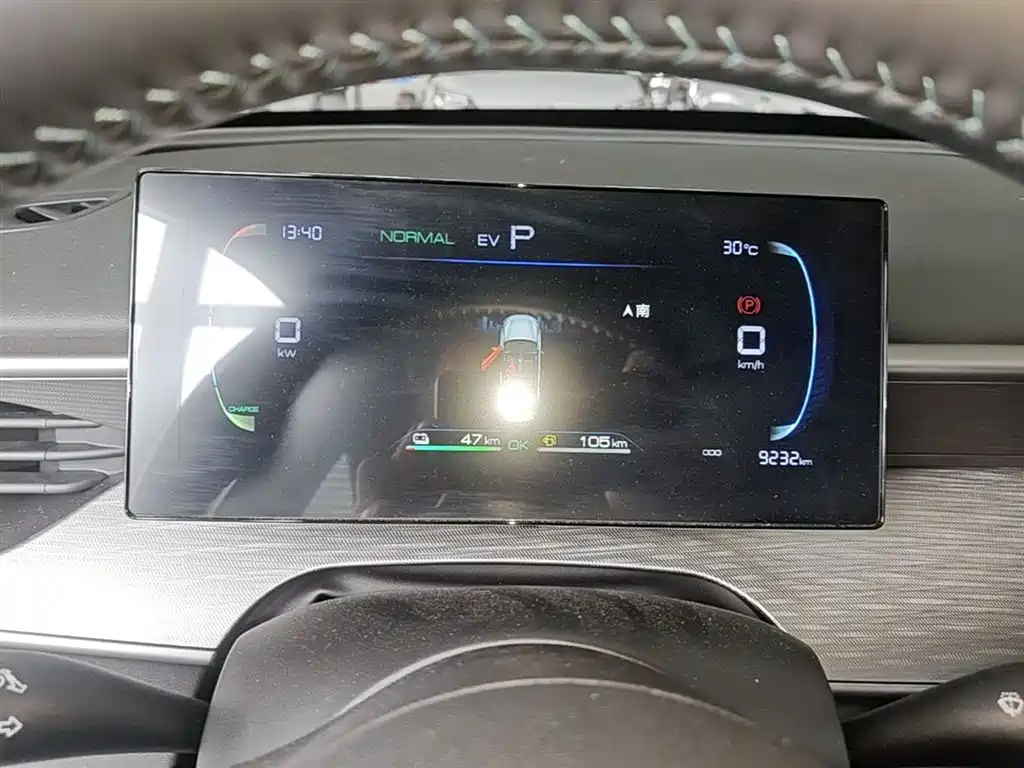 BYD Seal 05 DM-i 2025 — фото 12
