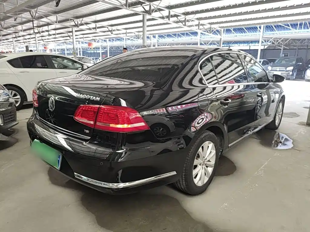 Volkswagen Magotan 2016