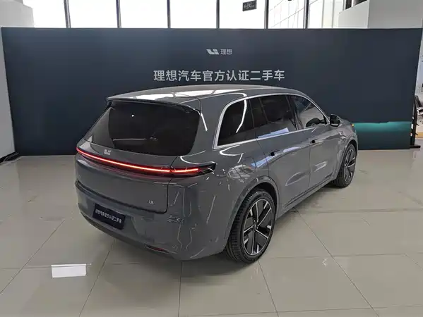 Li Auto L8 2023