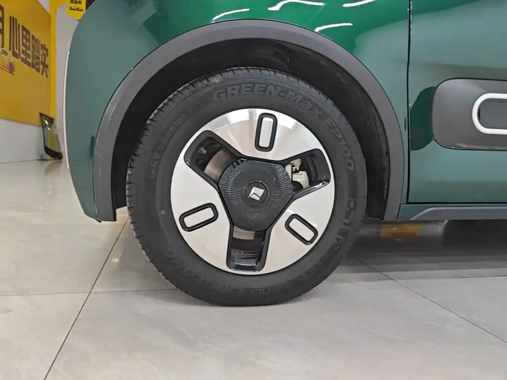 Baojun KiWi EV 2023 — фото 23