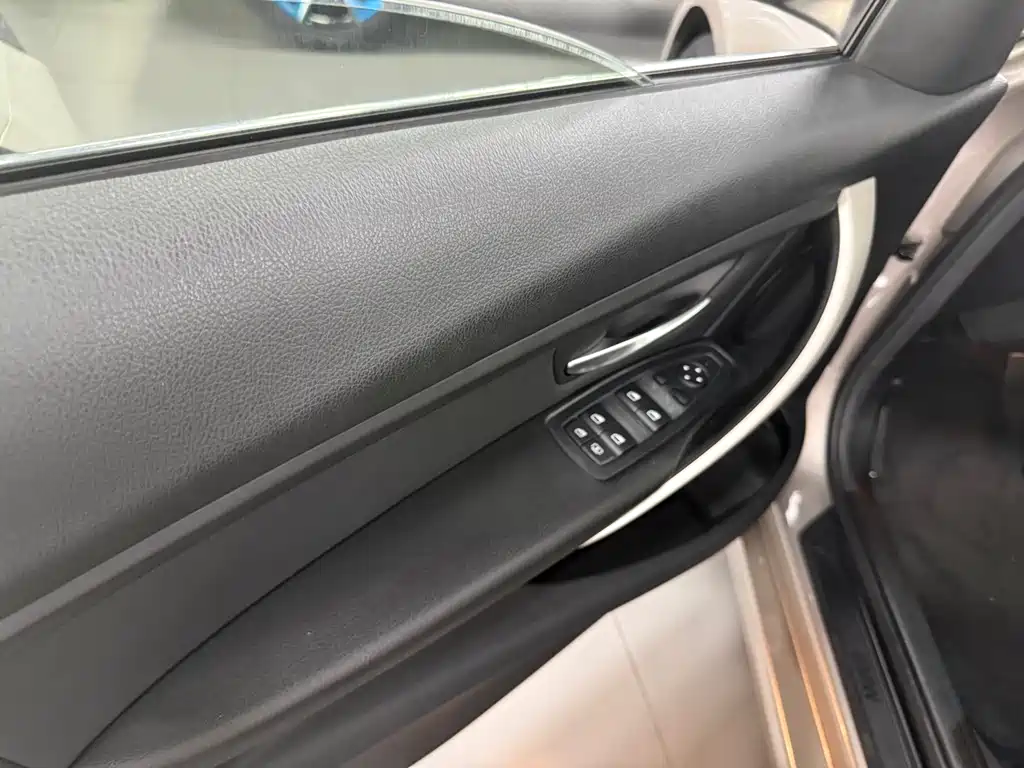 BMW 3 Series 2015