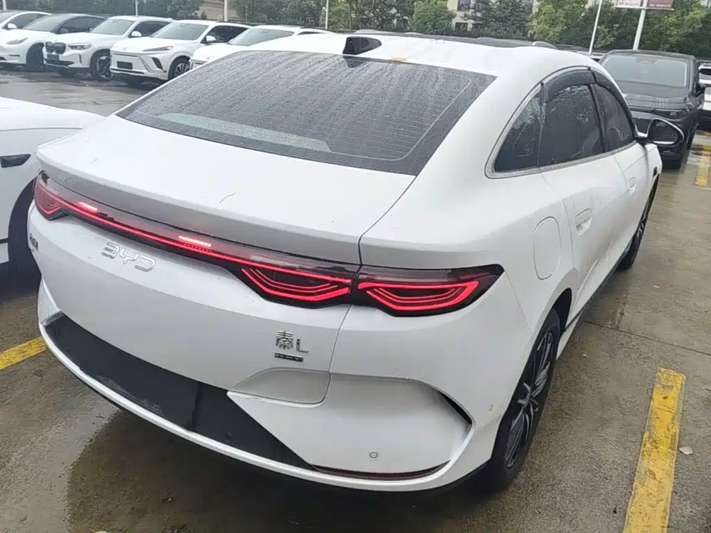 BYD Qin L 2025 — фото 7