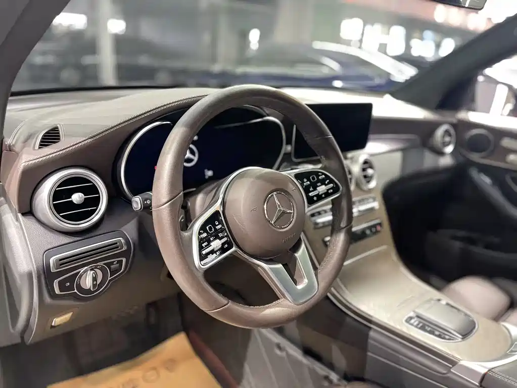 Mercedes-Benz GLC 2023 — фото 11