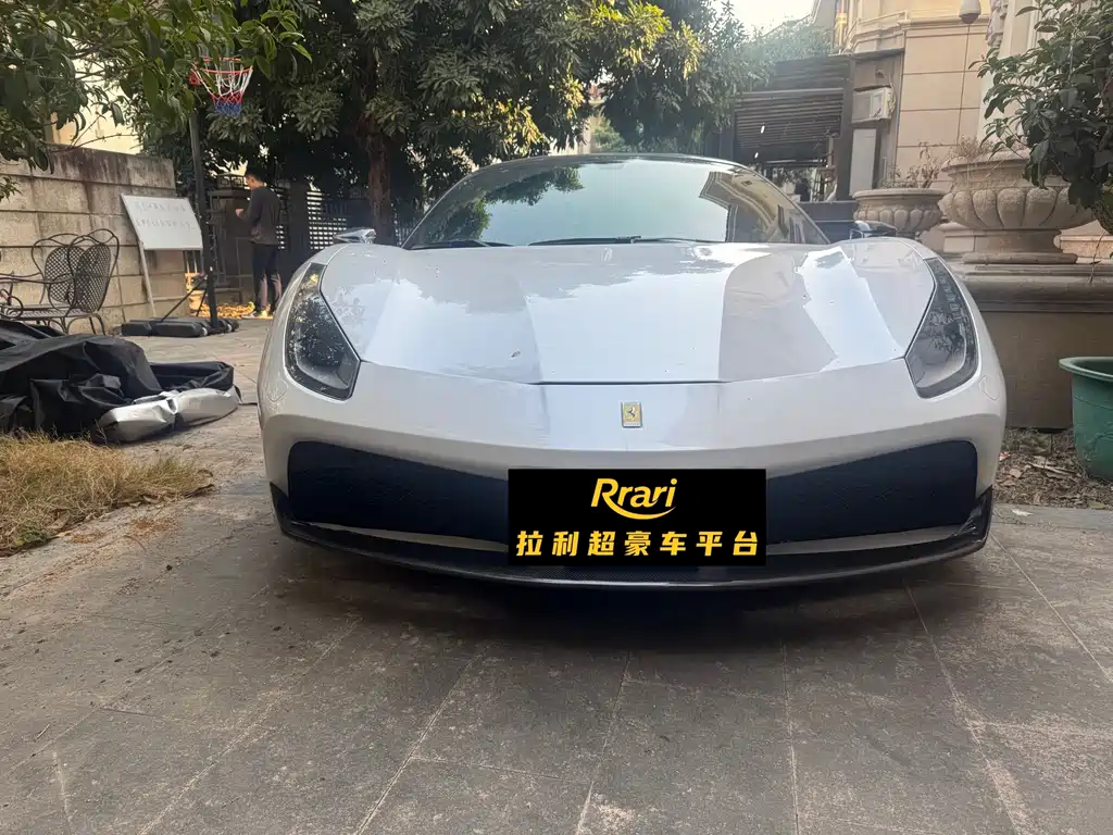 Ferrari 488 2018 — фото 2