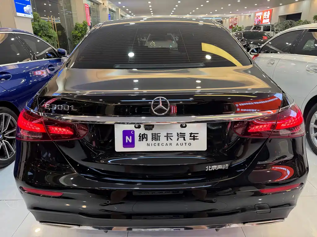 Mercedes-Benz E-Class 2021