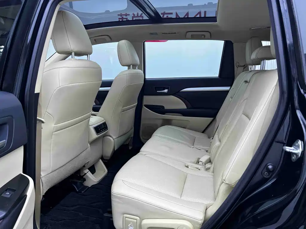 Toyota Highlander 2017
