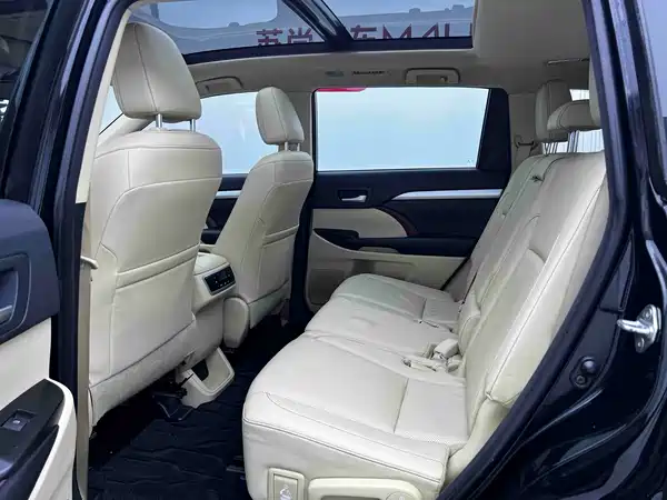 Toyota Highlander 2017