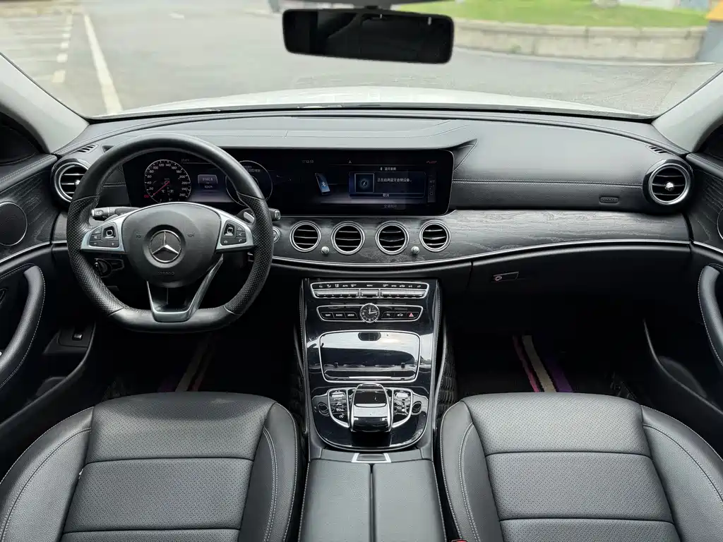 Mercedes-Benz E-Class 2018 — фото 10