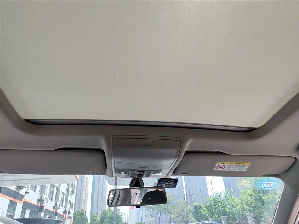 Volkswagen Tiguan L 2019 — фото 18