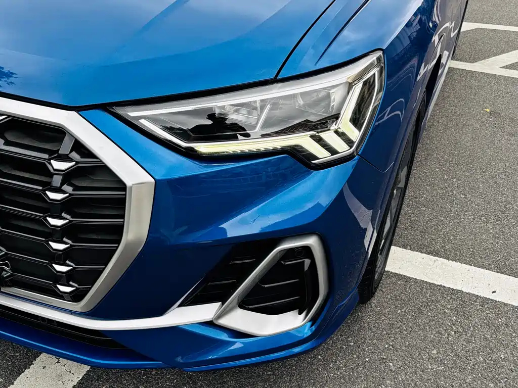 Audi Q3 2020 — фото 12