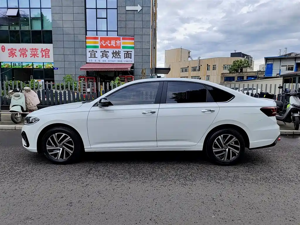Volkswagen Lavida 2024