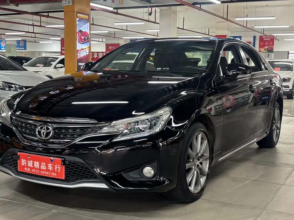 Toyota Reiz 2016