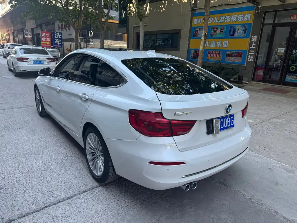 BMW 3 Series GT 2018 — фото 12