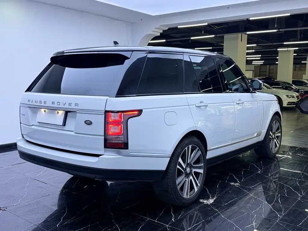 Land Rover Range Rover 2016 — фото 22