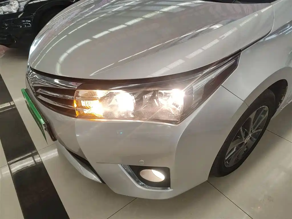 Toyota Corolla 2016 — фото 24