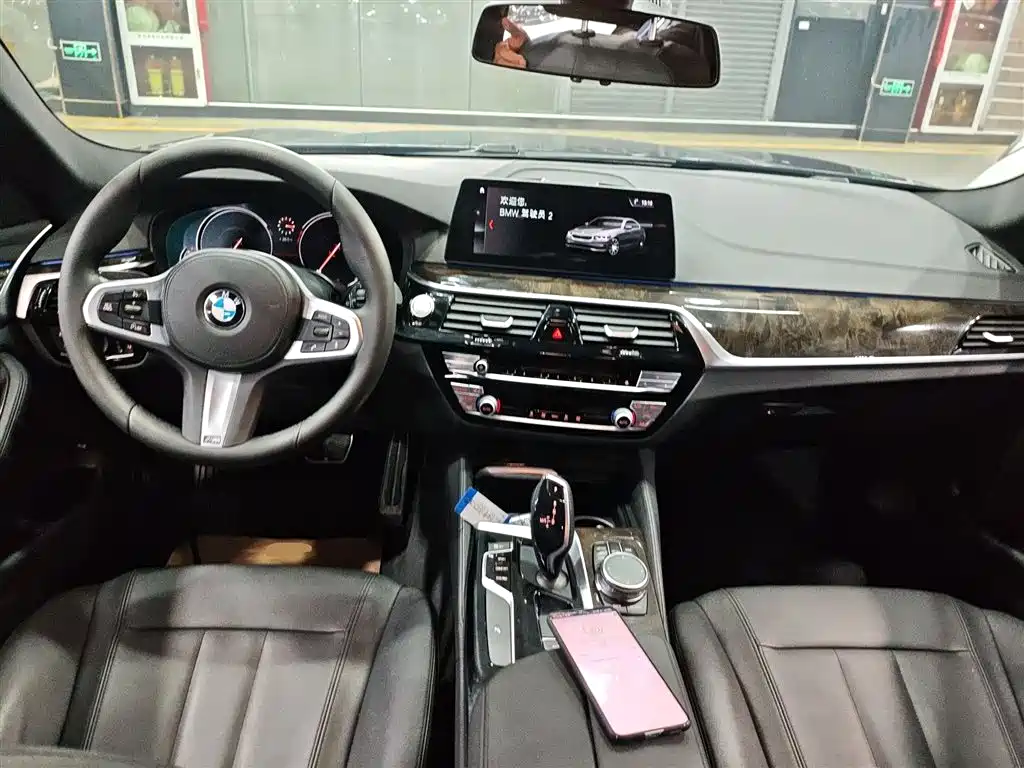 BMW 5 Series 2018 — фото 4