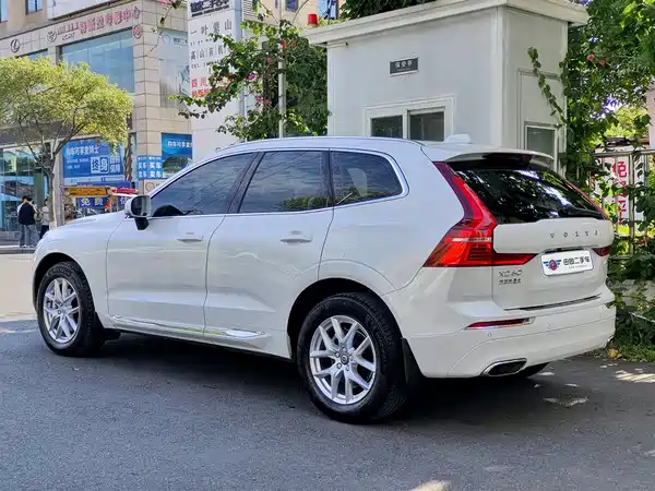 Volvo XC60 2021