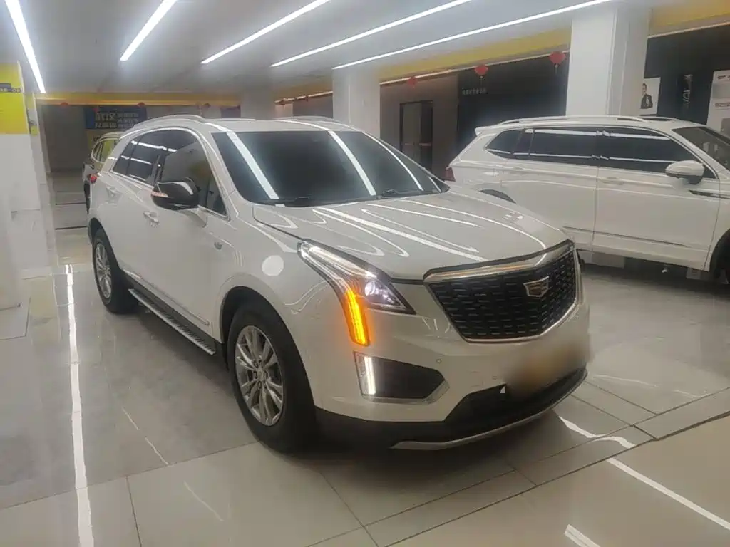 Cadillac XT5 2020 — фото 4
