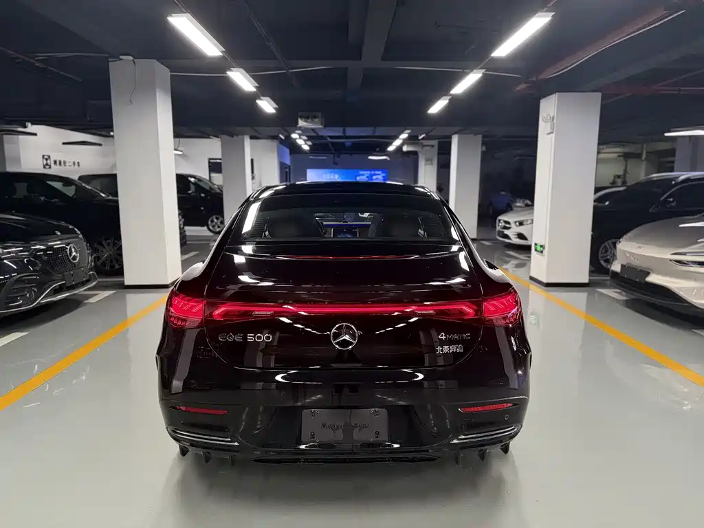 Mercedes-Benz EQE 2025