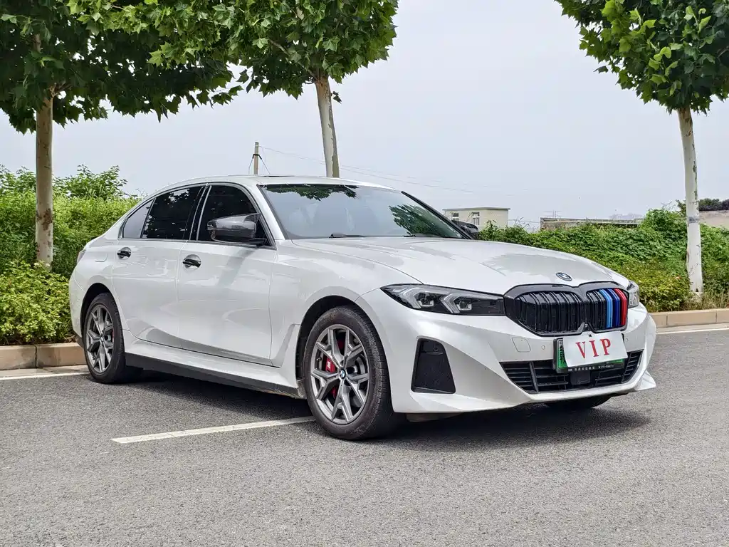BMW i3 2025