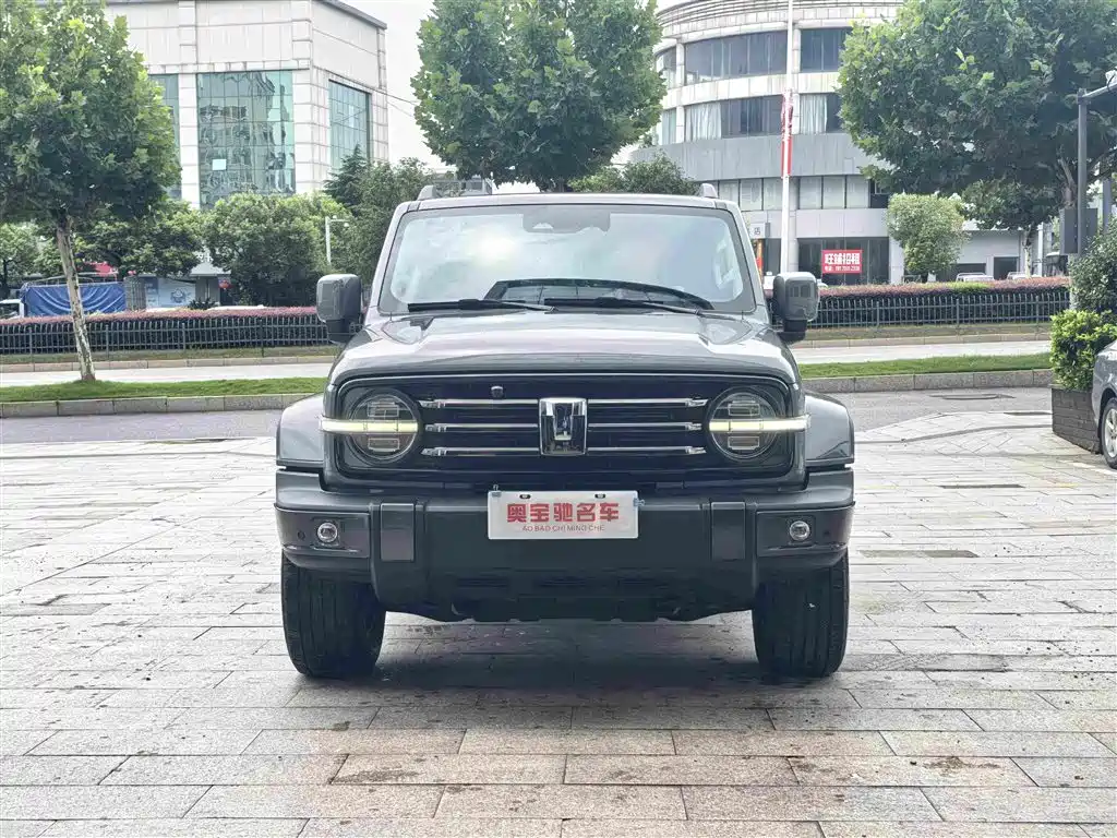 Tank 300 2022